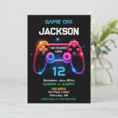 Game op video game controller uitnodiging niveau o (Staand voorkant)