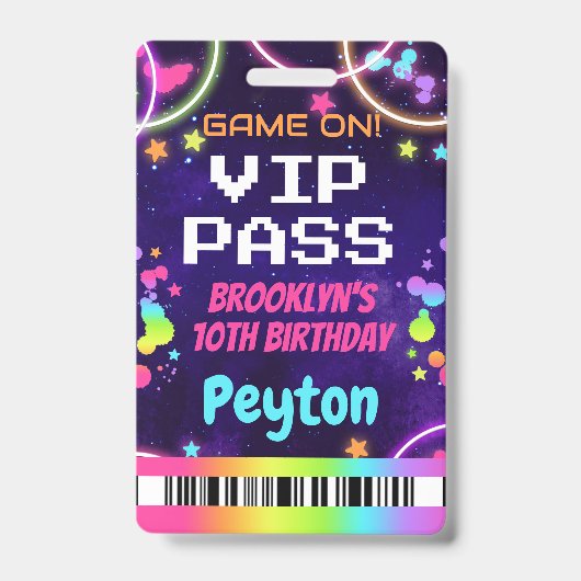 Game Op VIP Pass voor Meisjes Arcade Party Badge (Voorzijde)