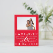 Game Over Grappige Bewaar De Datum Foto rood Wit Briefkaart (Staand voorkant)