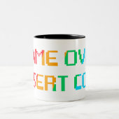 Game Over Insert Coin Tweekleurige Koffiemok (Center)