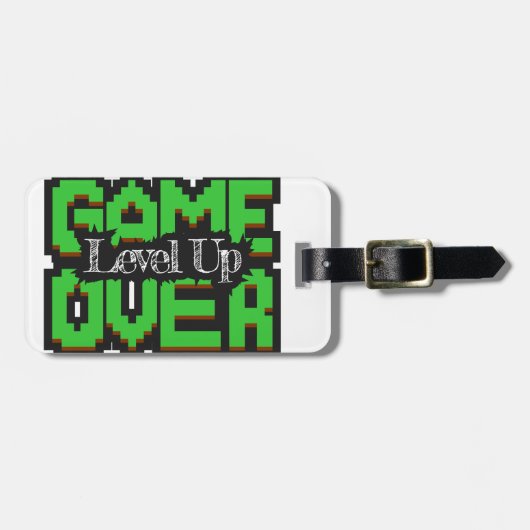 Game Over, Level Up: Gepixelde Retro Gamewereld Bagagelabel (Voorkant horizontaal)