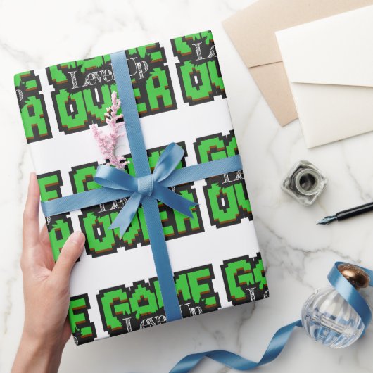 Game Over, Level Up: Gepixelde Retro Gamewereld Cadeaupapier (Geschenken)