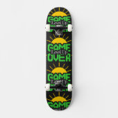 Game Over, Level Up: Retro Pixel Block Adventure Persoonlijk Skateboard (Voorkant)
