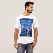 Game Over. Schaakstukken op planeetlandschap T-shirt (Voorkant volledig)