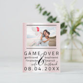 Game over Skinny Funny Save the Date Couple Photo Briefkaart (Staand voorkant)