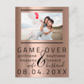 Game over Skinny Funny Save the Date Couple Photo Briefkaart (Voorkant)