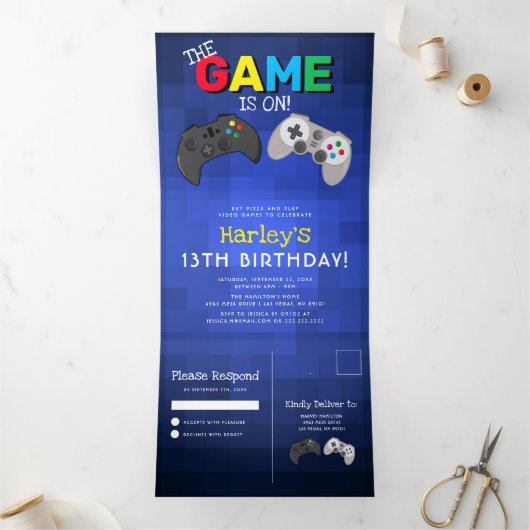 Gamen! | Videospel Verjaardag Drieluik Uitnodiging (Binnen)