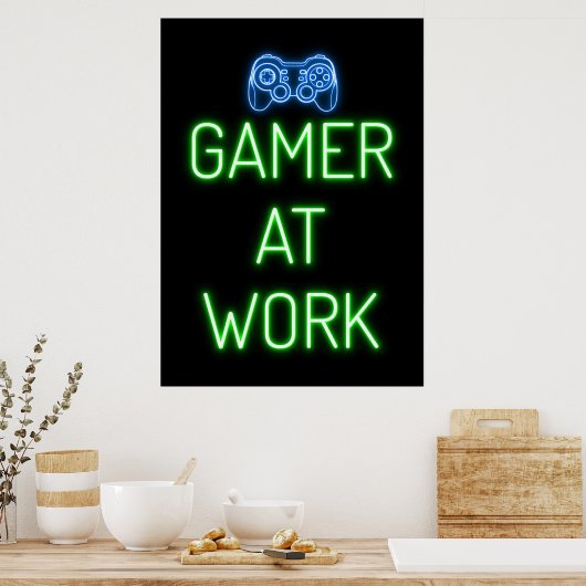 Gamer Cadeaus | Gamer op het werk Poster (Keuken)