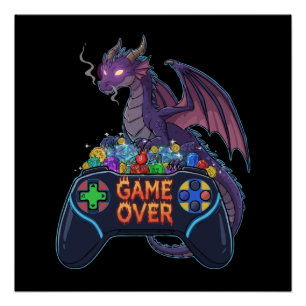 Gamer Draak Bewaakt RPG Dobbelstenen Schat bij "Ga Perfect Poster