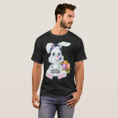 Gamer Easter Bunny Rabbit Video Game Player with C T-shirt (Voorkant volledig)