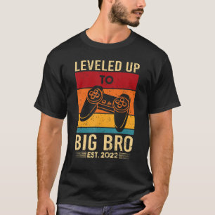 Gamer gamer nieuwgeboren Big Brother sinds 2002 T-shirt
