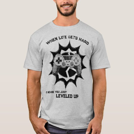 Gamer Leveled Up Citat Shirt (Voorkant)