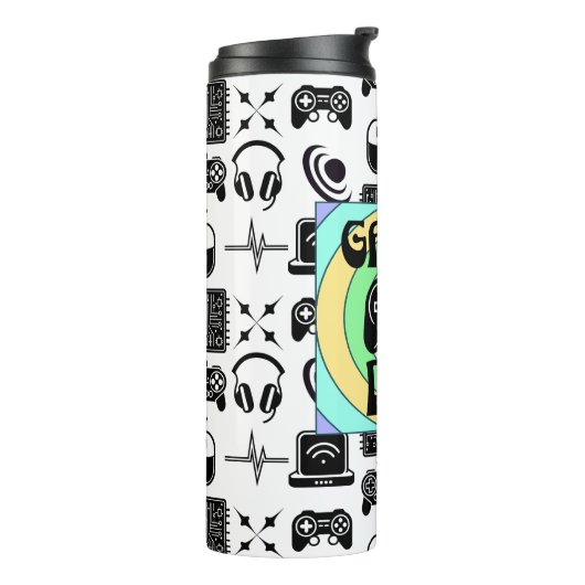 Gamer Pa Thermosbeker (Gedraaid links)