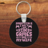 Gamer Priorities – Video Games And Wife Sleutelhanger (Voorkant)