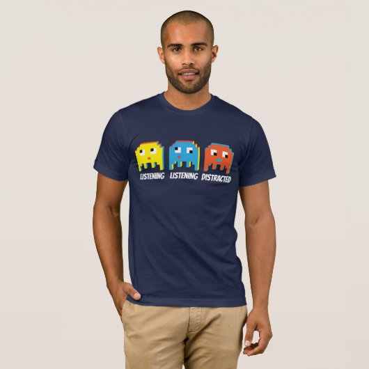 Gamers die luisteren naar afgeleid mannen t-shirt (Voorkant volledig)