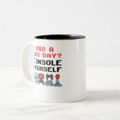 Gaming Console Funny Pun Gamer Video Games Player Tweekleurige Koffiemok (Voorkant links)