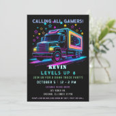 Gaming Fun Neon Glow Game Truck Verjaardag Kaart (Staand voorkant)