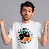 Gaming is een lifestyle Retro gestreepte zonsonde T-shirt