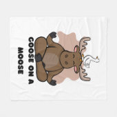 Gans op een Eland Dier Grappig Fleece Deken (Voorkant (Horizontaal))