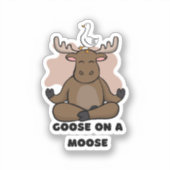 Gans op een Eland Dier Grappig Sticker (Voorkant)