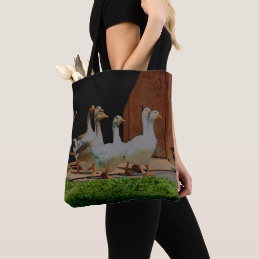 Ganzen op de Maart Dierkunst Tote Bag (Dichtbij)