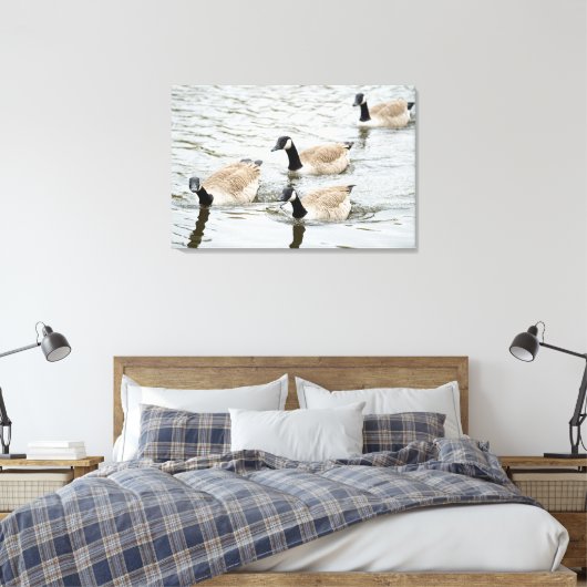 Ganzen zwemmen canvas afdruk (Insitu (Slaapkamer))