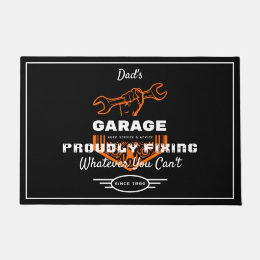 Garage Dad's of Any Name Prouly Fixing Funny Tool Deurmat (Voorkant)