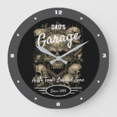 Garage Dad's of Any Name Skulls Zwart Grijs Grote Klok (Voorkant)
