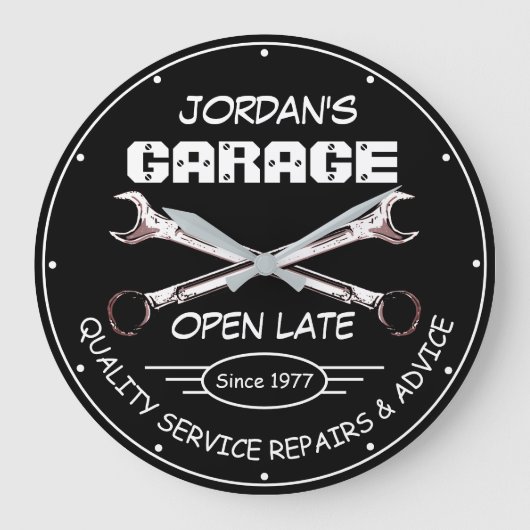 Garage Name Date Tools Wrenches Mechanics Black Grote Klok (Voorkant)