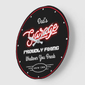 Garage Papa's naam repareren Handyman Red Black Grote Klok (Hoek)