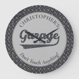 Garage Raak niets grote klok aan