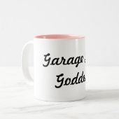 Garage Sale Goddess Tweekleurige Koffiemok (Voorkant links)