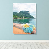 Gardameer visnetten uitzicht canvas print (Insitu (Houten vloer))