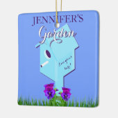 Garden: "Liefde groeit hier!" Birdhouse voor haar Keramisch Ornament (Links)
