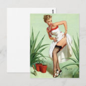 Garden Mishap Pin Up Briefkaart (Voorkant / Achterkant)