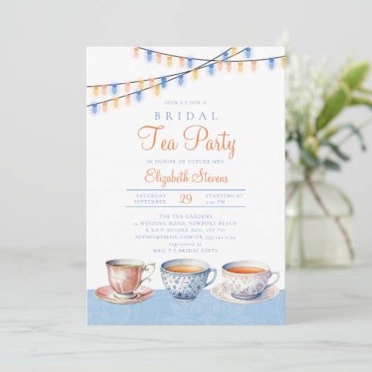 Garden Tea Party Blue Peach Lights Vrijgezellenfee Kaart (Staand voorkant)