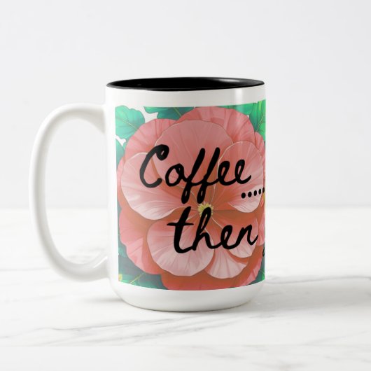 Garden theme mug with flowers and tools tweekleurige koffiemok (Links)