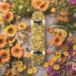 Garden Yellow 70 Persoonlijk Skateboard<br><div class="desc">Fun en funky yellow 70's geïnspireerde floraal</div>
