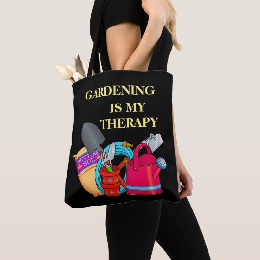 Gardening is mijn gereedschap voor het tuinieren v tote bag (Dichtbij)