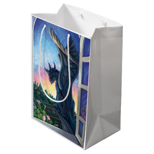 Gargoyle Guardian Medium Cadeauzakje (Achterkant Gekanteld)