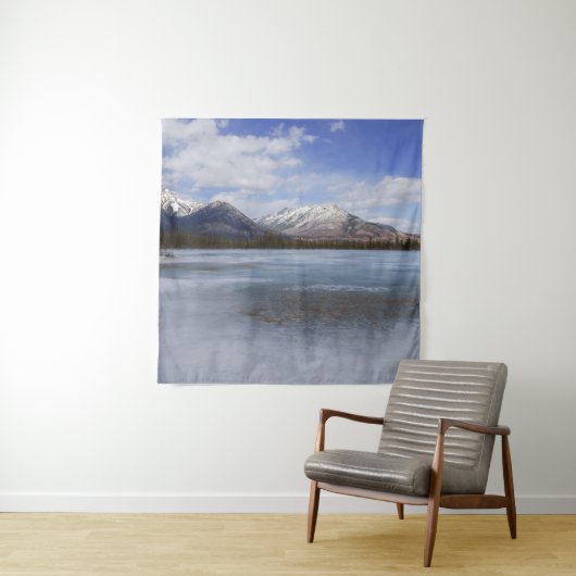 Gargoyle Mountain en Frozen Athabasca River Wandkleed (In situ)