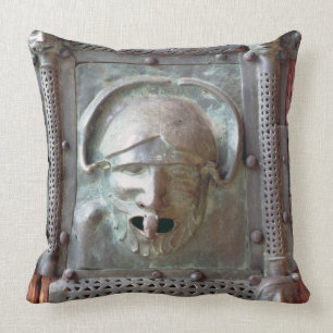 Gargoyle-paneel van de linkerdeur van het portaal, kussen