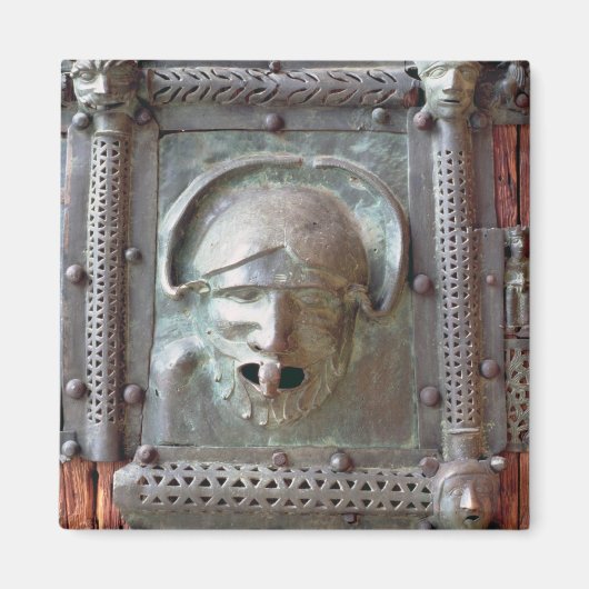 Gargoyle-paneel van de linkerdeur van het portaal, magneet (Voorkant)