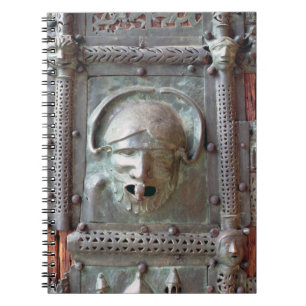 Gargoyle-paneel van de linkerdeur van het portaal, notitieboek