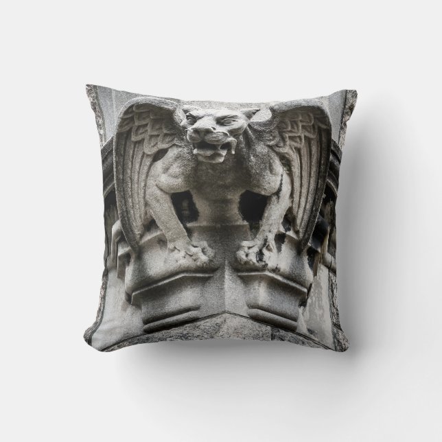 Gargoyle Pillow Kussen (Voorkant)