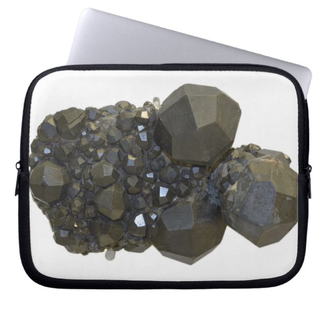 Garnet in natuurlijke vorm laptop sleeve (Voorkant)