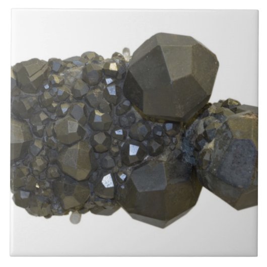 Garnet in natuurlijke vorm tegeltje (Voorkant)