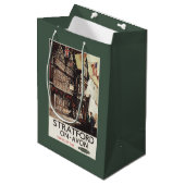 Garrick Inn en Harvard House Rail Poster Medium Cadeauzakje (Voorkant Gekanteld)