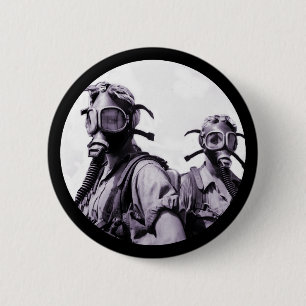 Gasmaskers in Paars Ronde Button 5,7 Cm