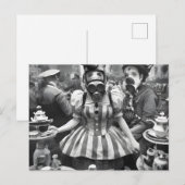 Gasmaskervrouw in het Briefkaart van de Tea Party (Voorkant / Achterkant)